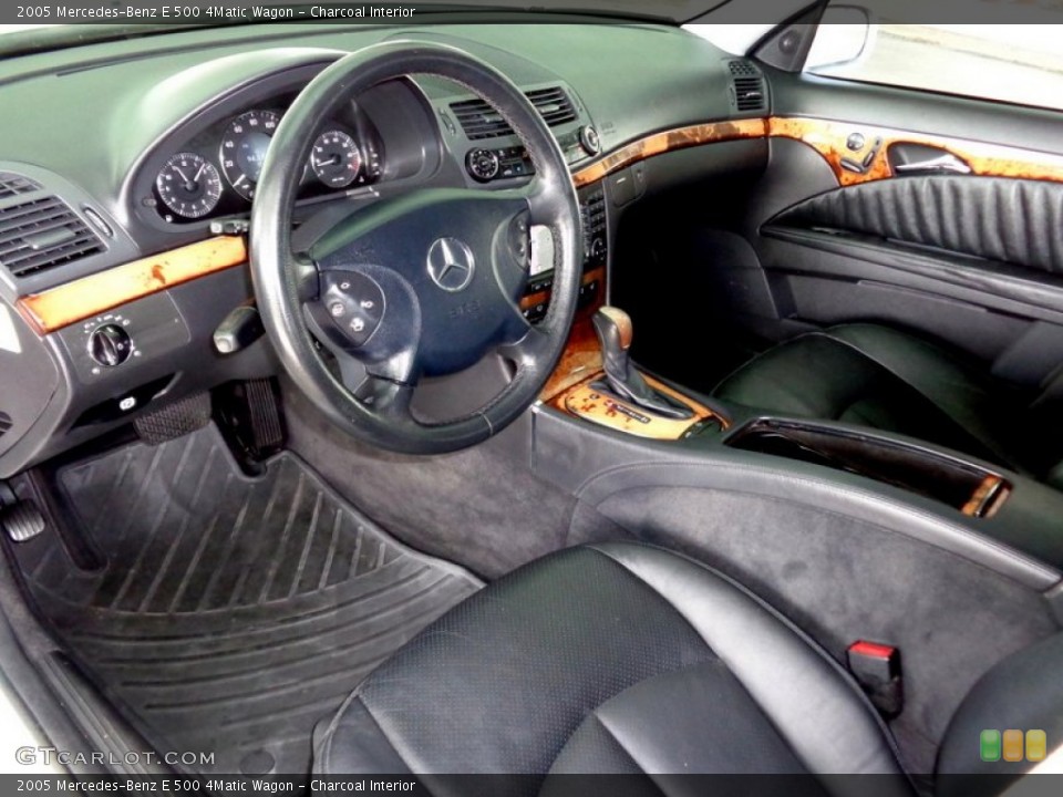 Charcoal Interior Photo for the 2005 Mercedes-Benz E 500 4Matic Wagon #89153700