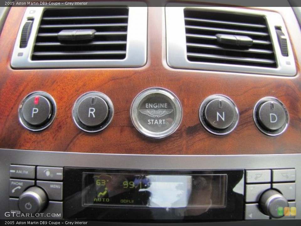 Grey Interior Controls for the 2005 Aston Martin DB9 Coupe #89230606