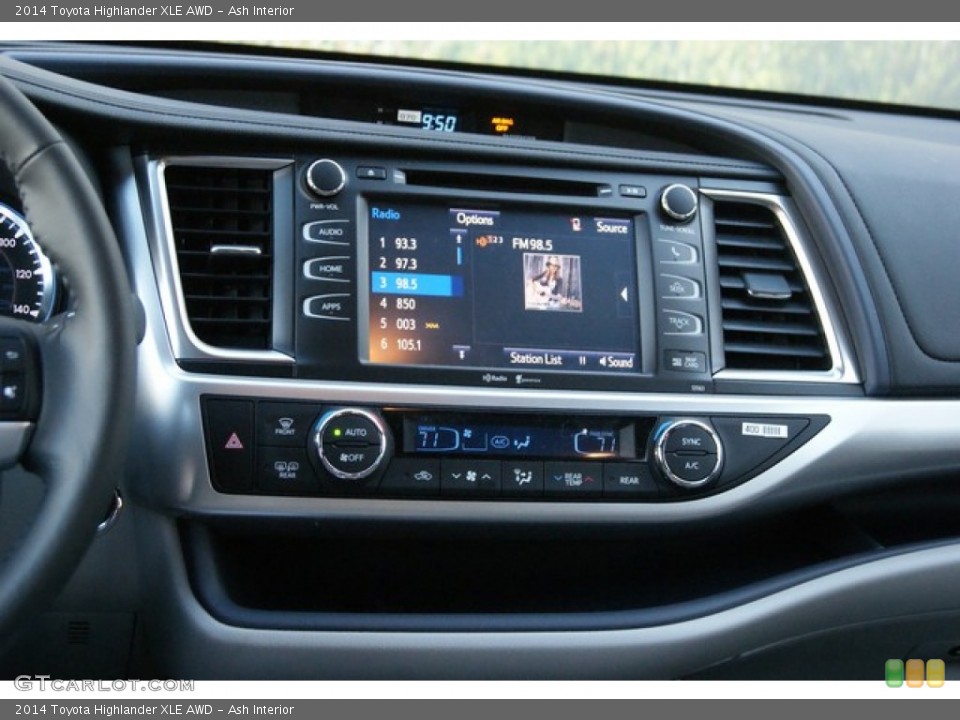 Ash Interior Controls for the 2014 Toyota Highlander XLE AWD #89232424