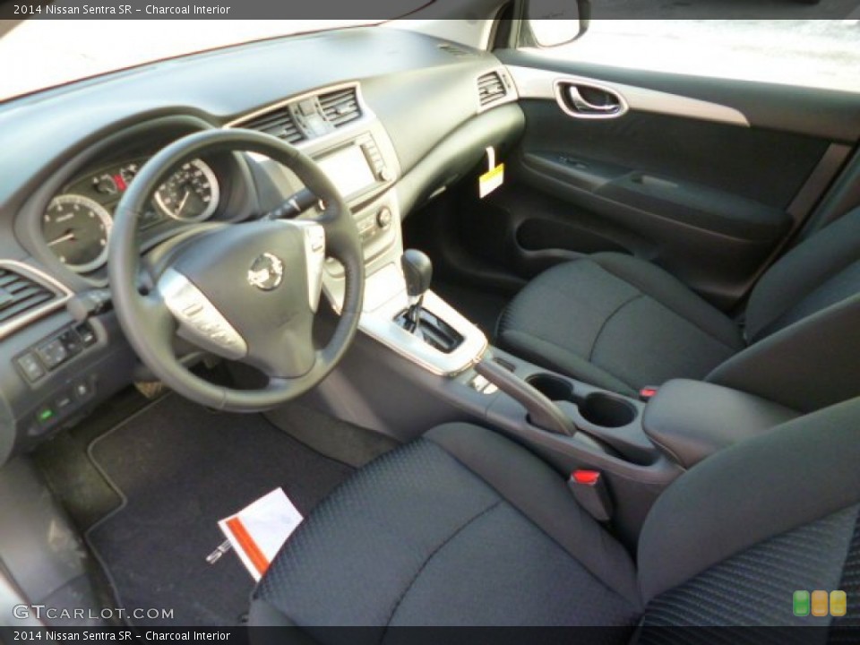 Charcoal Interior Photo for the 2014 Nissan Sentra SR #89234692