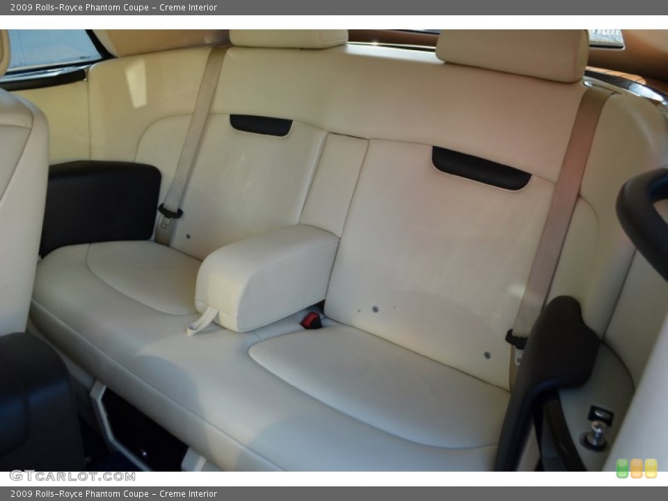 Creme Interior Rear Seat for the 2009 Rolls-Royce Phantom Coupe #89258878
