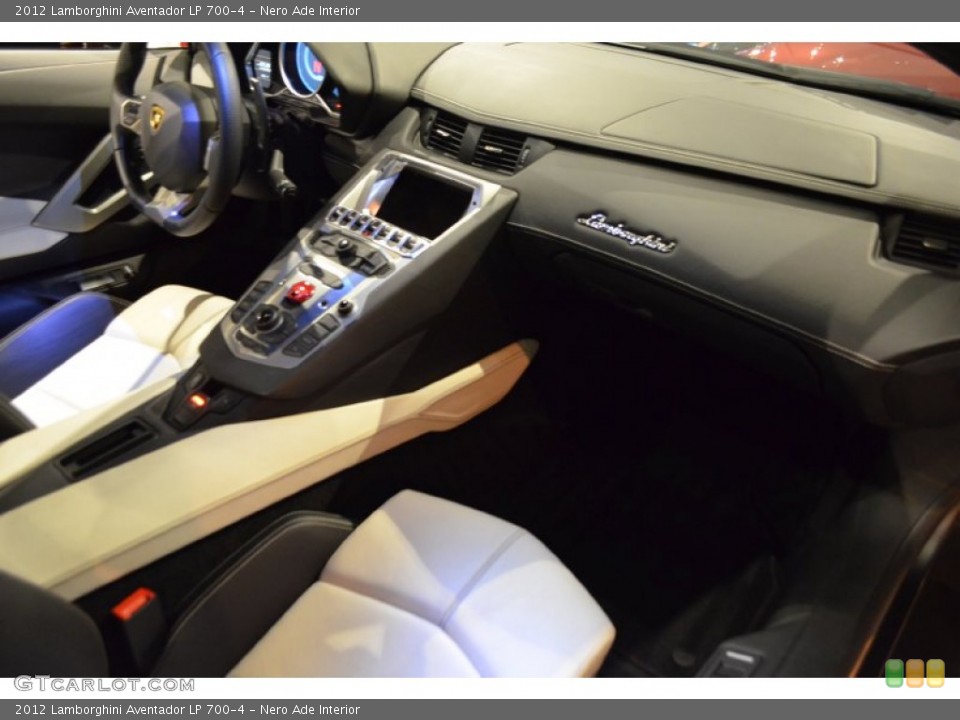 Nero Ade Interior Dashboard for the 2012 Lamborghini Aventador LP 700-4 #89292345
