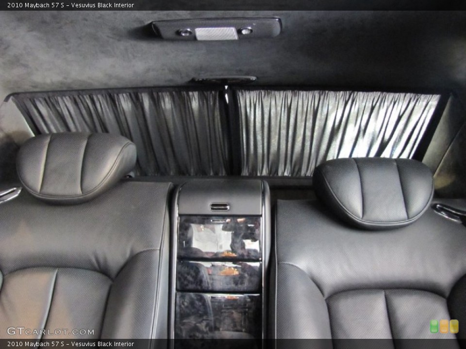 Vesuvius Black Interior Rear Seat for the 2010 Maybach 57 S #89293854