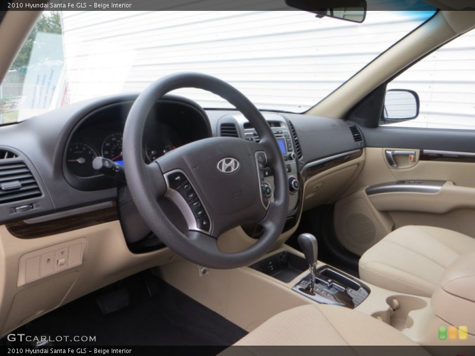 Beige 2010 Hyundai Santa Fe Interiors