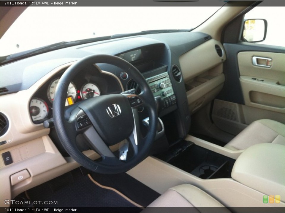 Beige Interior Photo for the 2011 Honda Pilot EX 4WD #89303984