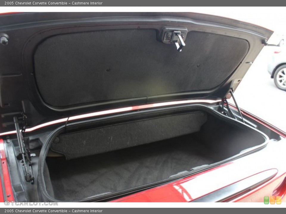 Cashmere Interior Trunk for the 2005 Chevrolet Corvette Convertible #89314613