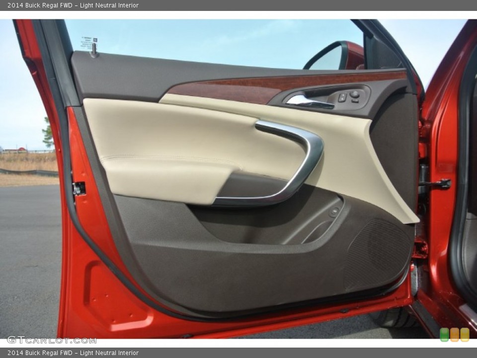 Light Neutral Interior Door Panel for the 2014 Buick Regal FWD #89325197