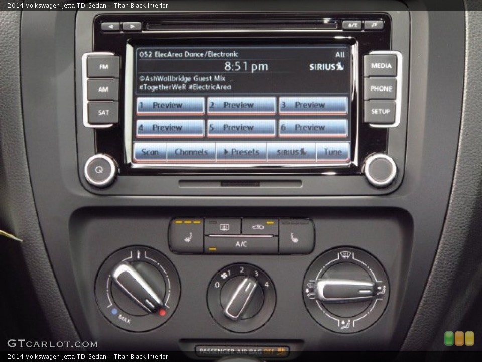 Titan Black Interior Controls for the 2014 Volkswagen Jetta TDI Sedan #89329118