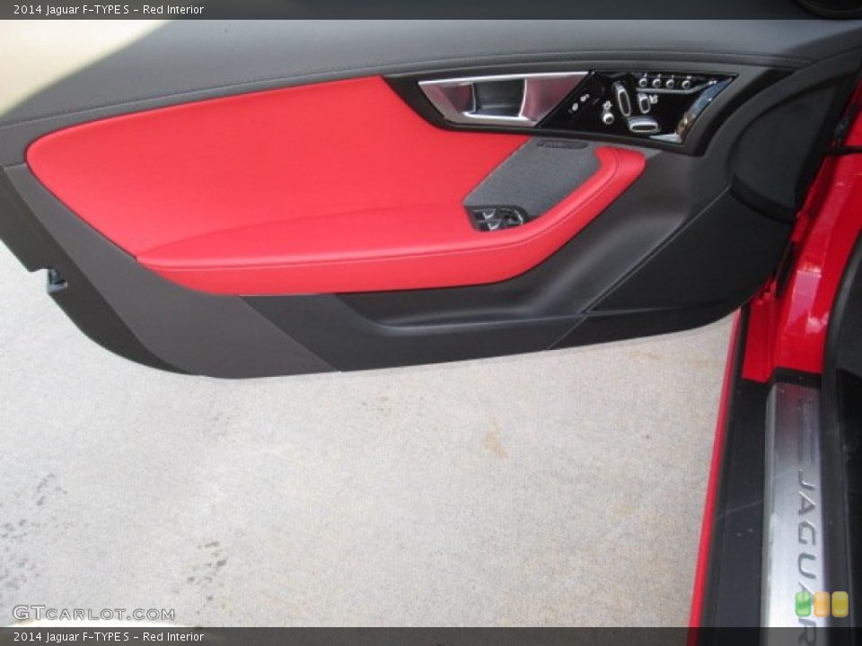 Red Interior Door Panel for the 2014 Jaguar F-TYPE S #89391816