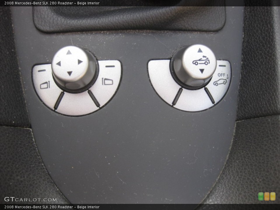 Beige Interior Controls for the 2008 Mercedes-Benz SLK 280 Roadster #89413187