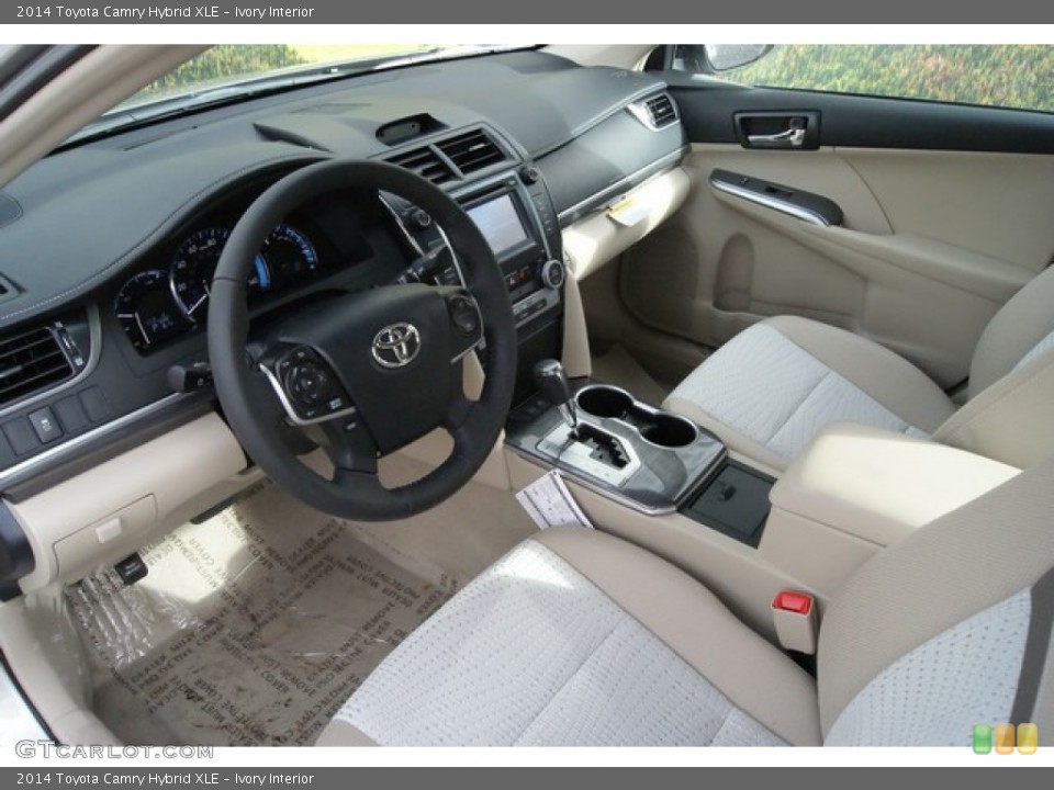 Ivory Interior Prime Interior for the 2014 Toyota Camry Hybrid XLE #89414291
