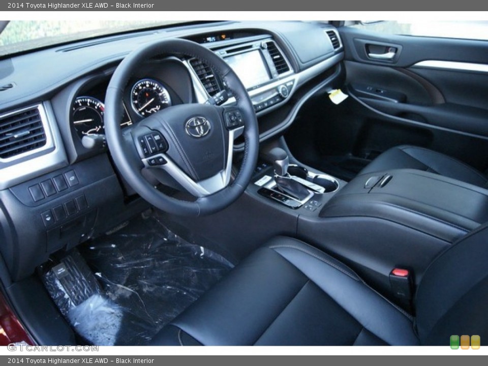Black Interior Photo for the 2014 Toyota Highlander XLE AWD #89414546
