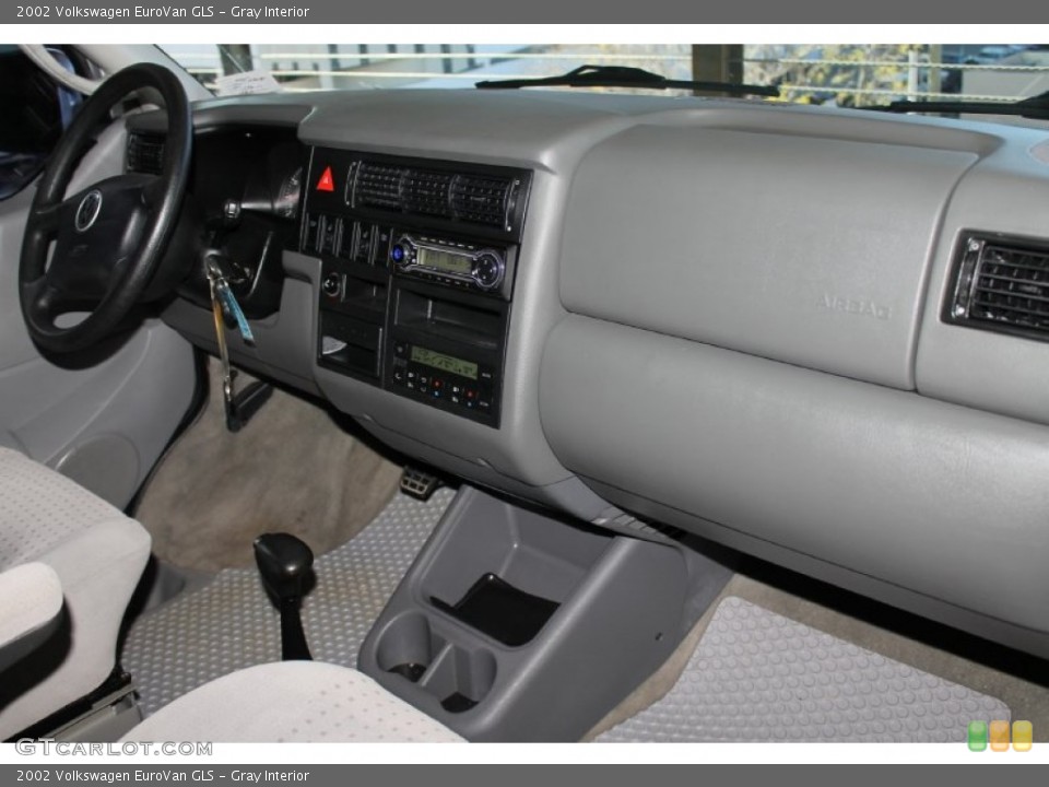 Gray Interior Dashboard for the 2002 Volkswagen EuroVan GLS #89424581