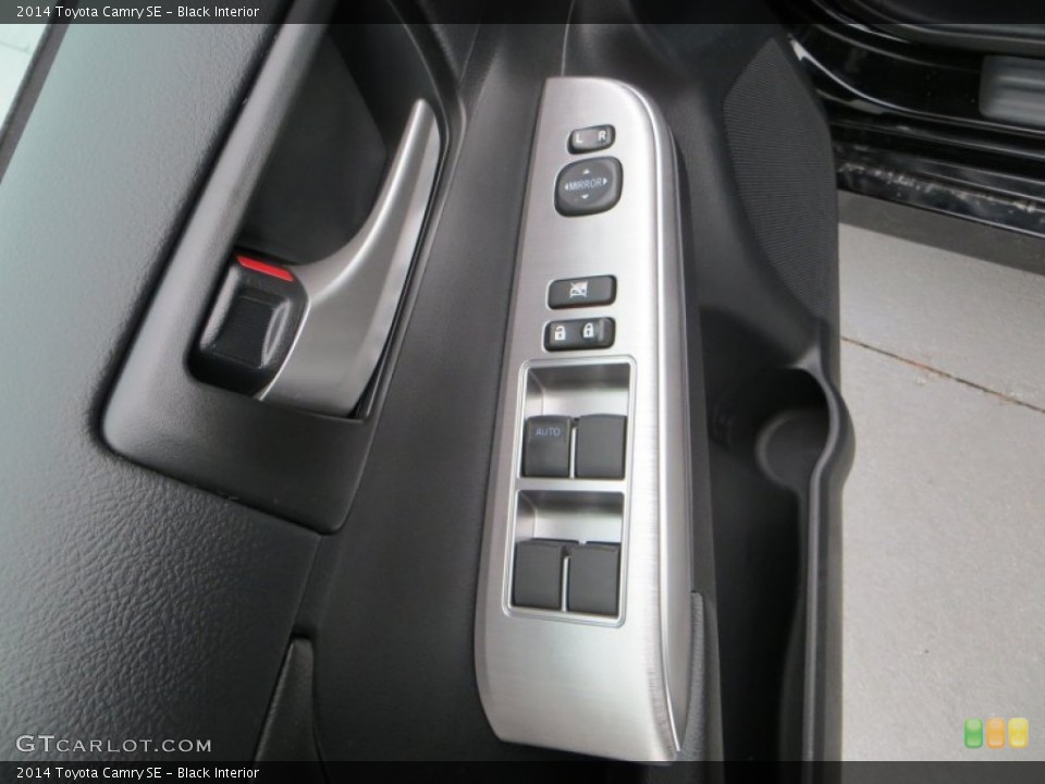 Black Interior Controls for the 2014 Toyota Camry SE #89450877