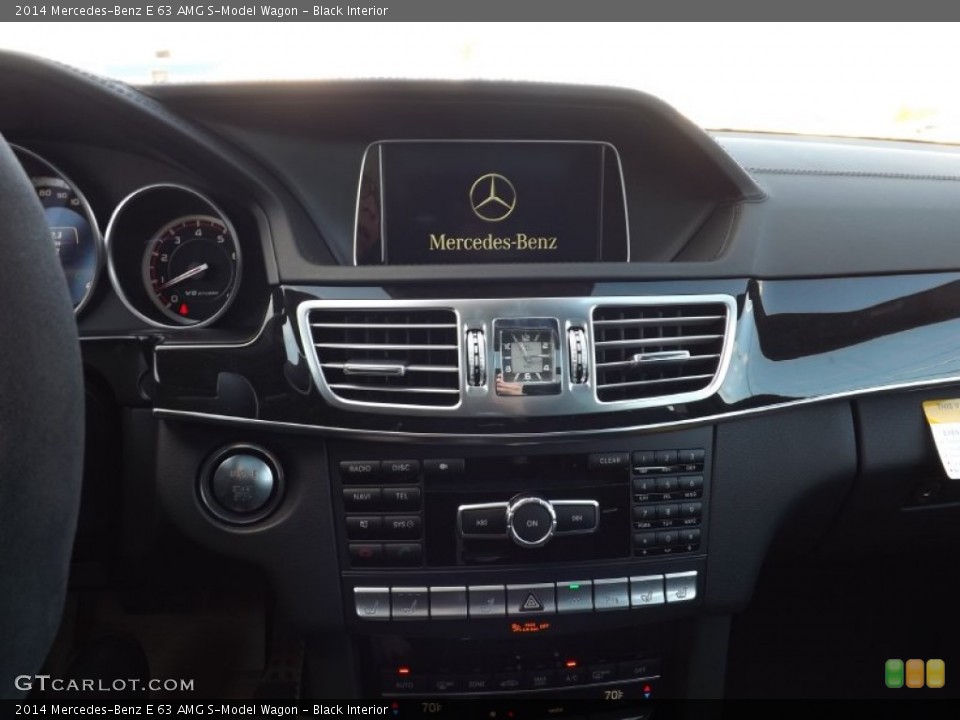 Black Interior Controls for the 2014 Mercedes-Benz E 63 AMG S-Model Wagon #89463668