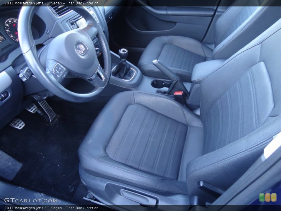 Titan Black Interior Front Seat for the 2011 Volkswagen Jetta SEL Sedan #89519767