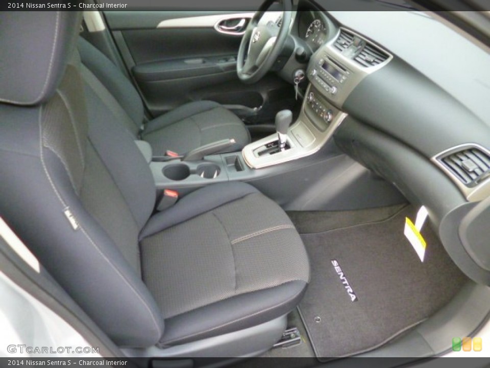 Charcoal Interior Photo for the 2014 Nissan Sentra S #89522206