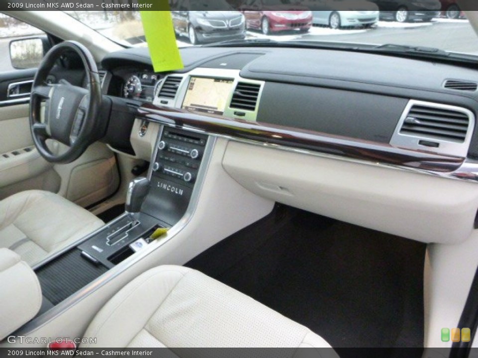 Cashmere Interior Photo for the 2009 Lincoln MKS AWD Sedan #89530291
