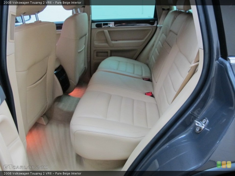 Pure Beige Interior Rear Seat for the 2008 Volkswagen Touareg 2 VR6 #89536333