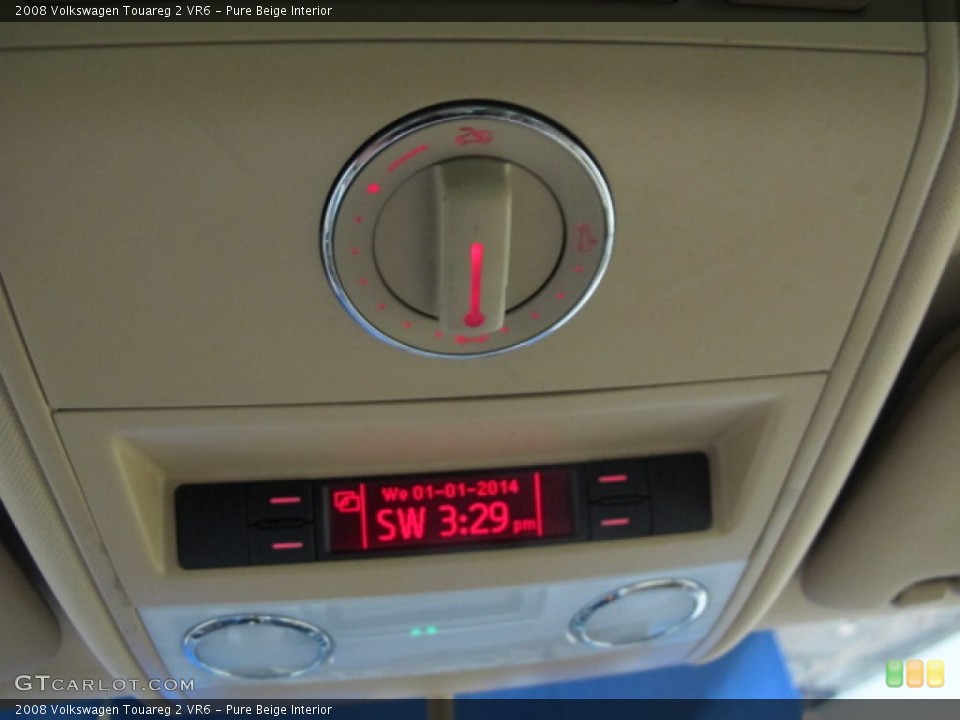 Pure Beige Interior Controls for the 2008 Volkswagen Touareg 2 VR6 #89536660