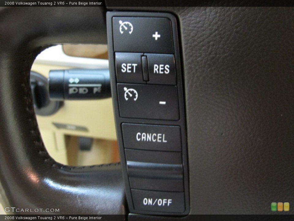 Pure Beige Interior Controls for the 2008 Volkswagen Touareg 2 VR6 #89536708