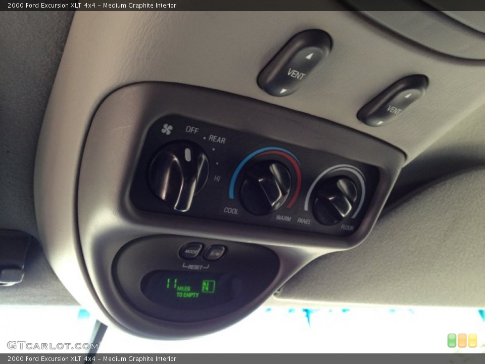 Medium Graphite Interior Controls for the 2000 Ford Excursion XLT 4x4 #89543140