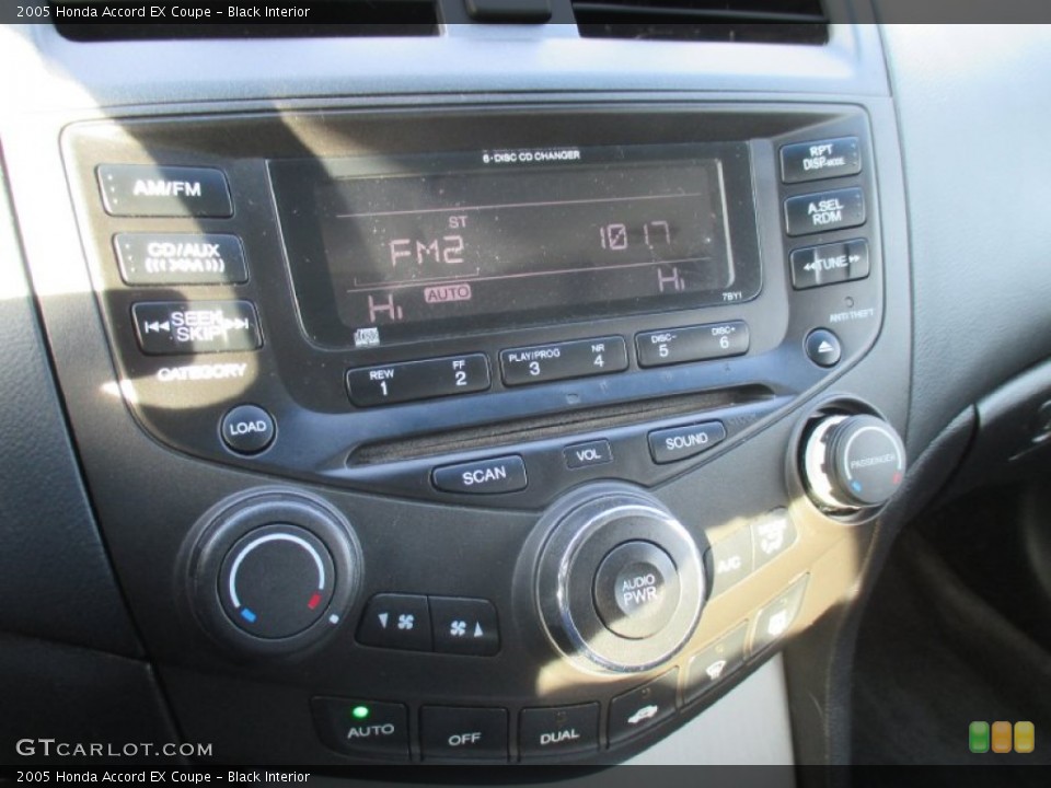Black Interior Controls for the 2005 Honda Accord EX Coupe #89558614