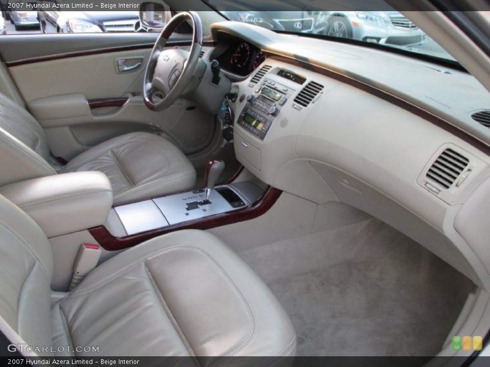 Beige Interior Photo for the 2007 Hyundai Azera Limited #89562634