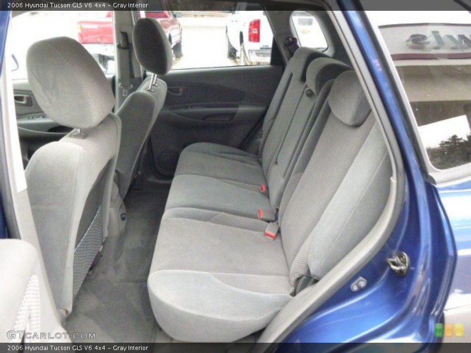 Gray Interior Rear Seat for the 2006 Hyundai Tucson GLS V6 4x4 #89586950