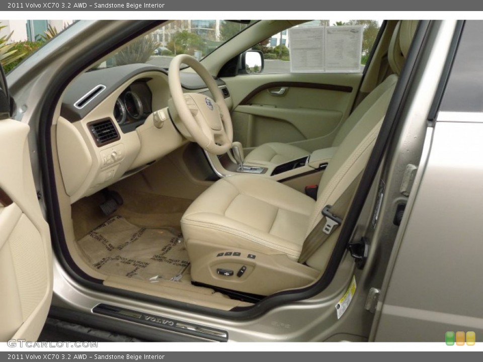 Sandstone Beige Interior Photo for the 2011 Volvo XC70 3.2 AWD #89615081