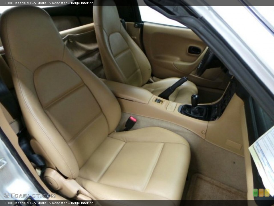 Beige Interior Front Seat for the 2000 Mazda MX-5 Miata LS Roadster #89633133