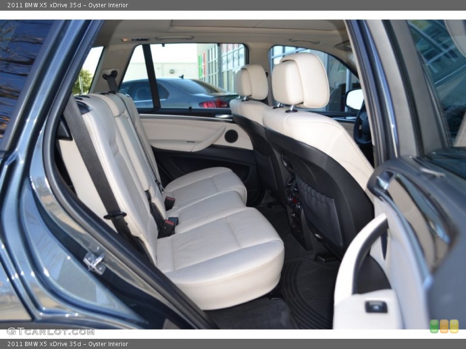 Oyster Interior Rear Seat for the 2011 BMW X5 xDrive 35d #89633739
