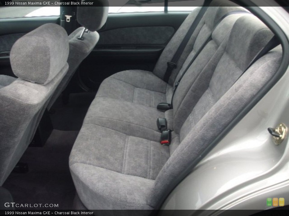 Charcoal Black Interior Rear Seat for the 1999 Nissan Maxima GXE #89637726