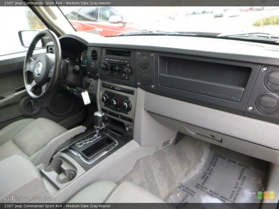 Medium Slate Gray Interior Dashboard for the 2007 Jeep Commander Sport 4x4 #89643387