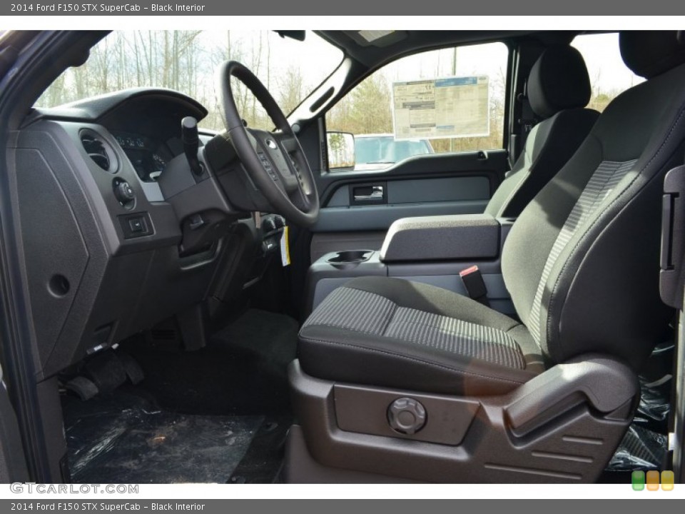 Black Interior Photo for the 2014 Ford F150 STX SuperCab #89656707