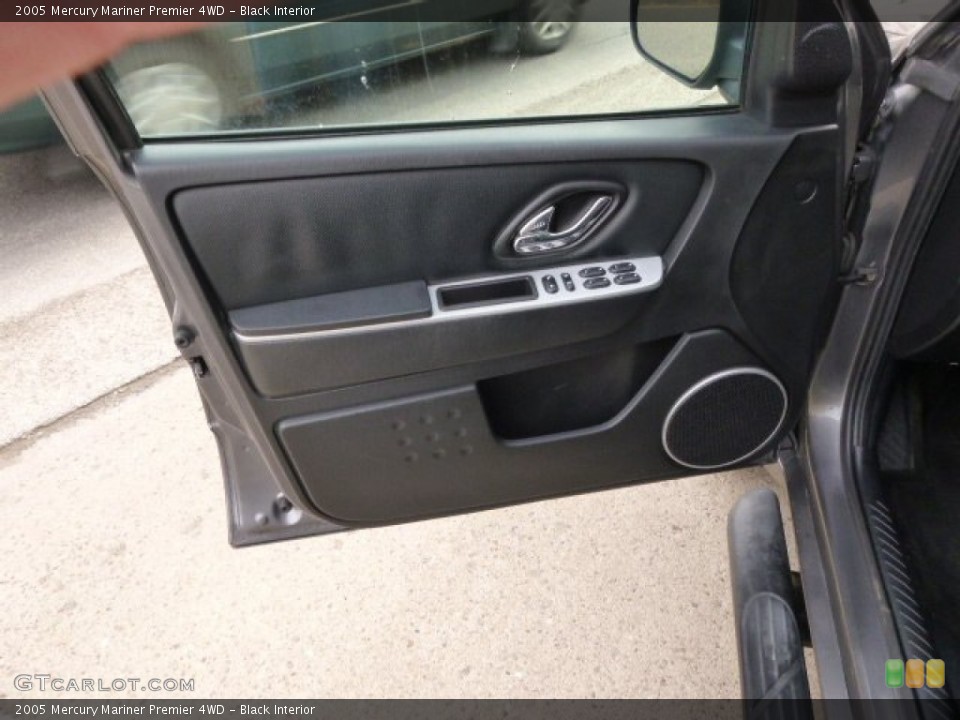 Black Interior Door Panel for the 2005 Mercury Mariner Premier 4WD #89657991