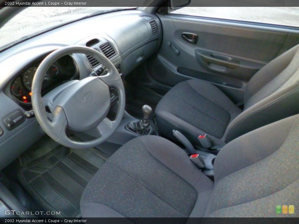 Gray 2002 Hyundai Accent Interiors