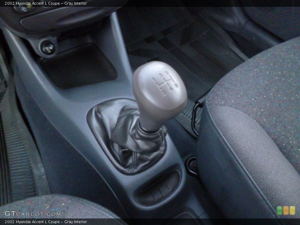Gray Interior Transmission for the 2002 Hyundai Accent L Coupe #89736391