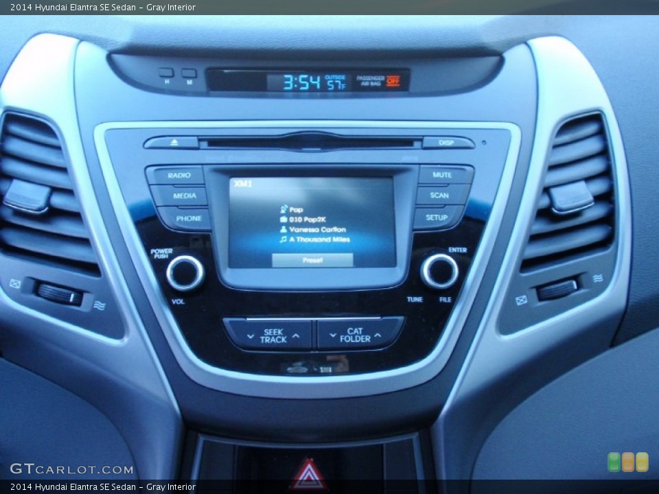 Gray Interior Controls for the 2014 Hyundai Elantra SE Sedan #89743051