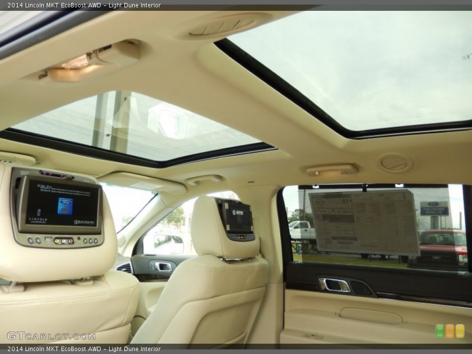 Light Dune Interior Sunroof for the 2014 Lincoln MKT EcoBoost AWD #89778377