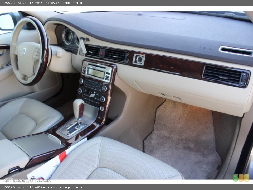 Sandstone Beige Interior Dashboard for the 2009 Volvo S80 T6 AWD #89794304