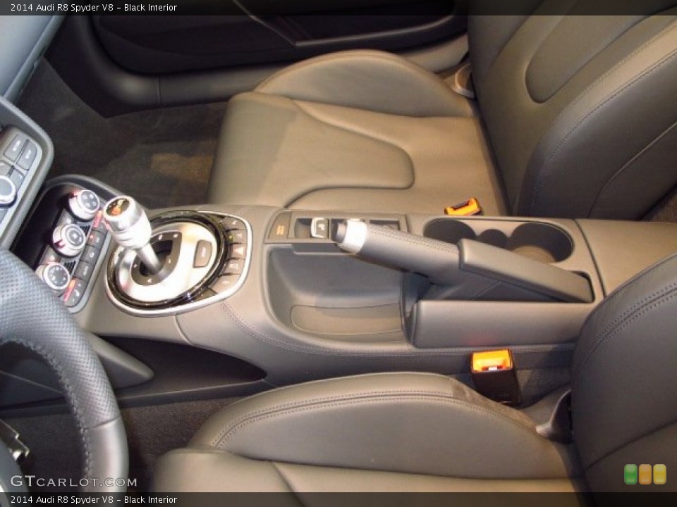 Black Interior Controls for the 2014 Audi R8 Spyder V8 #89800352