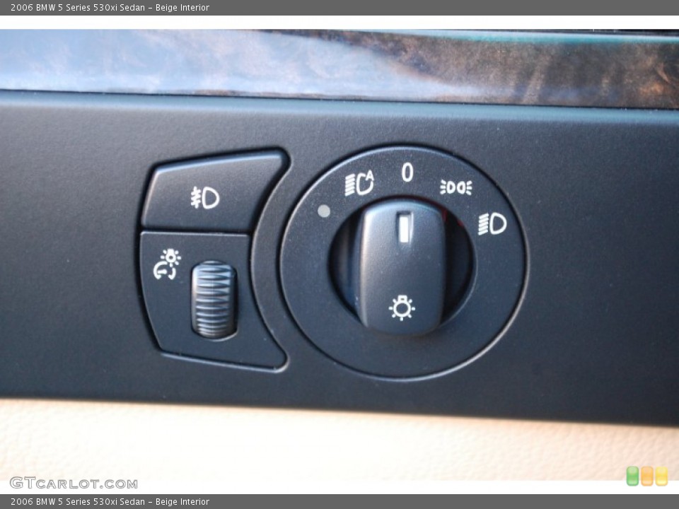 Beige Interior Controls for the 2006 BMW 5 Series 530xi Sedan #89823476