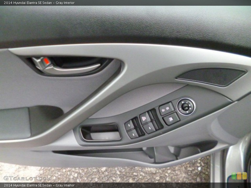 Gray Interior Controls for the 2014 Hyundai Elantra SE Sedan #89866135