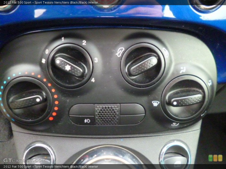 Sport Tessuto Nero/Nero (Black/Black) Interior Controls for the 2012 Fiat 500 Sport #89871403