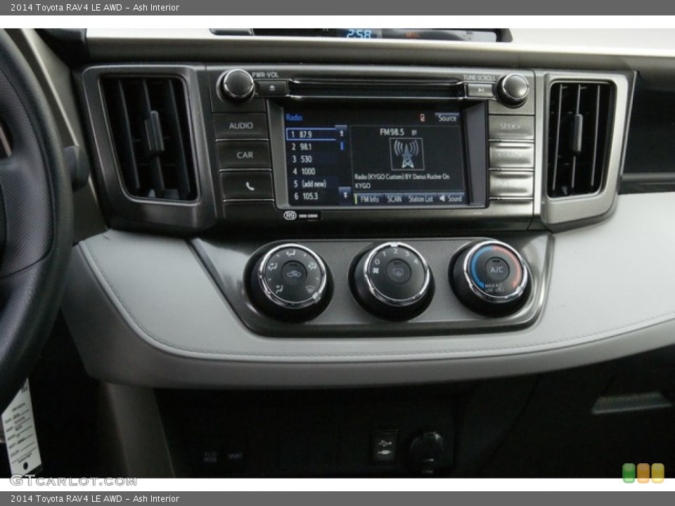 Ash Interior Controls for the 2014 Toyota RAV4 LE AWD #89880381
