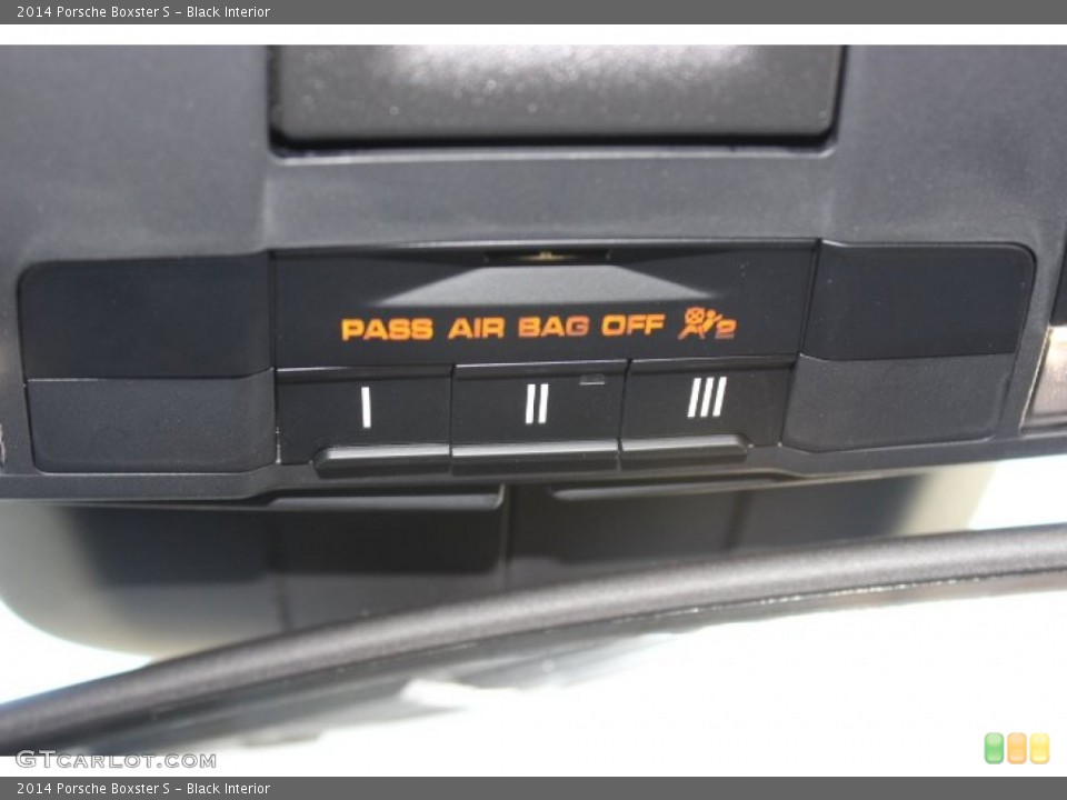 Black Interior Controls for the 2014 Porsche Boxster S #89884894