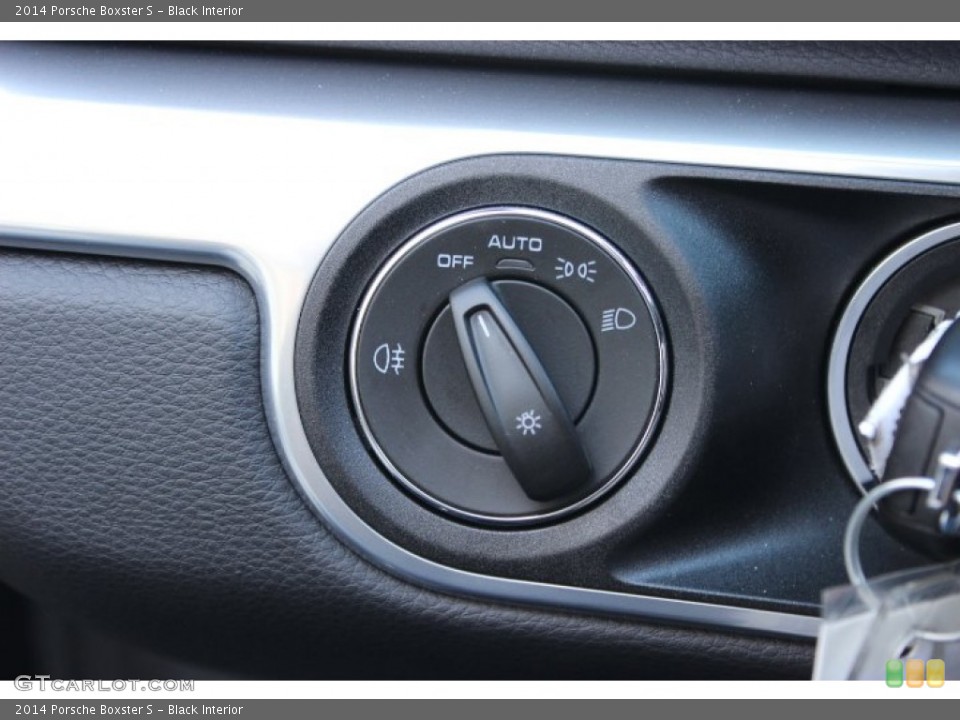 Black Interior Controls for the 2014 Porsche Boxster S #89884981