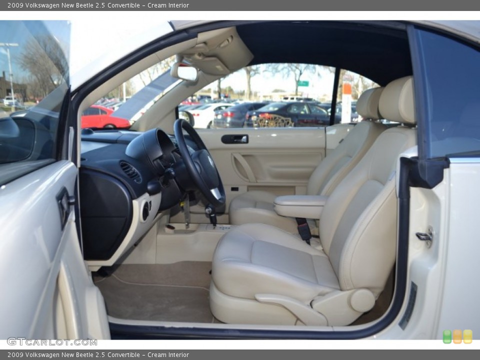 Cream Interior Front Seat for the 2009 Volkswagen New Beetle 2.5 Convertible #89945194
