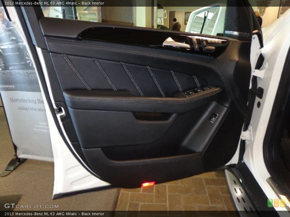 Black Interior Door Panel for the 2013 Mercedes-Benz ML 63 AMG 4Matic #89972235
